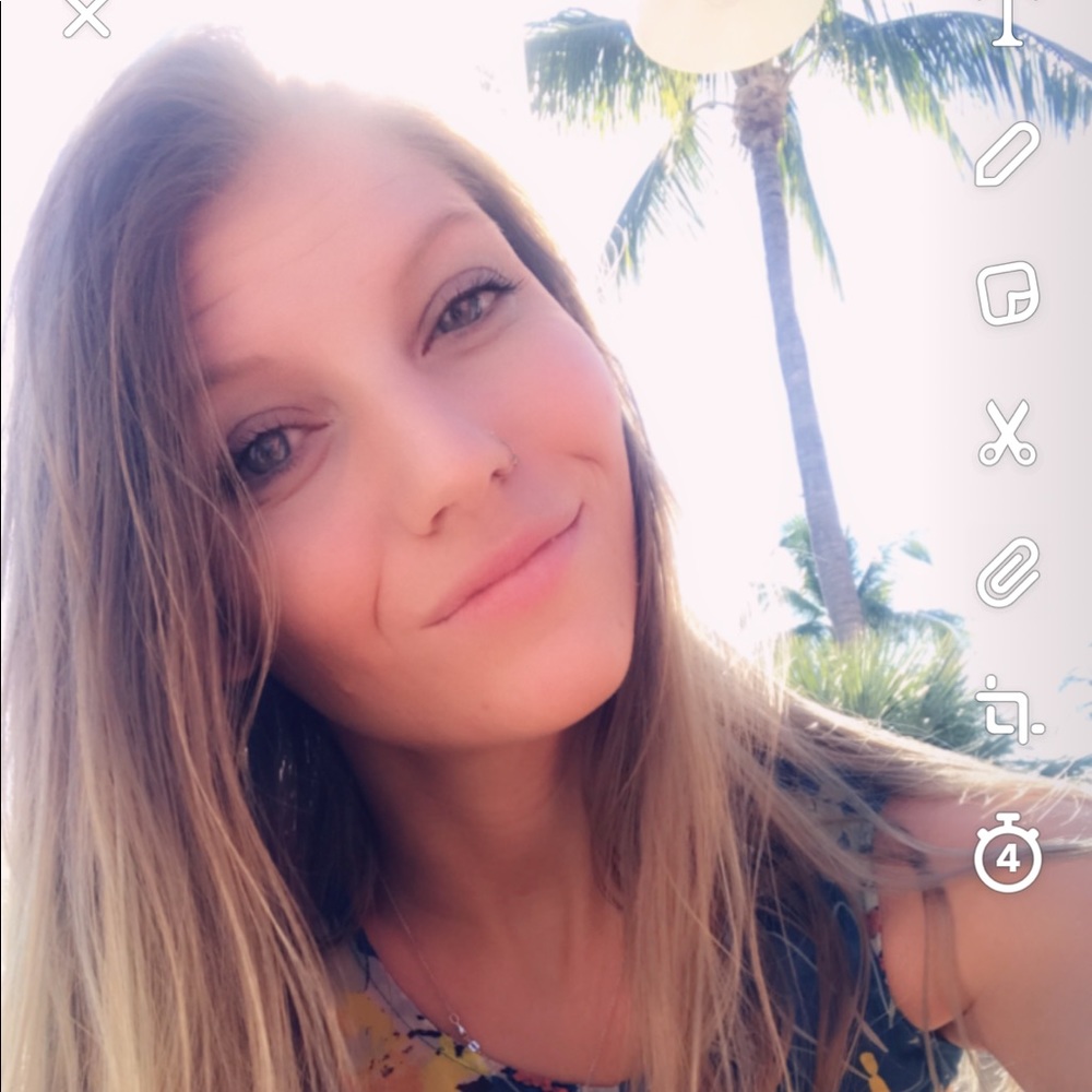 Meet your Posher, Jessica